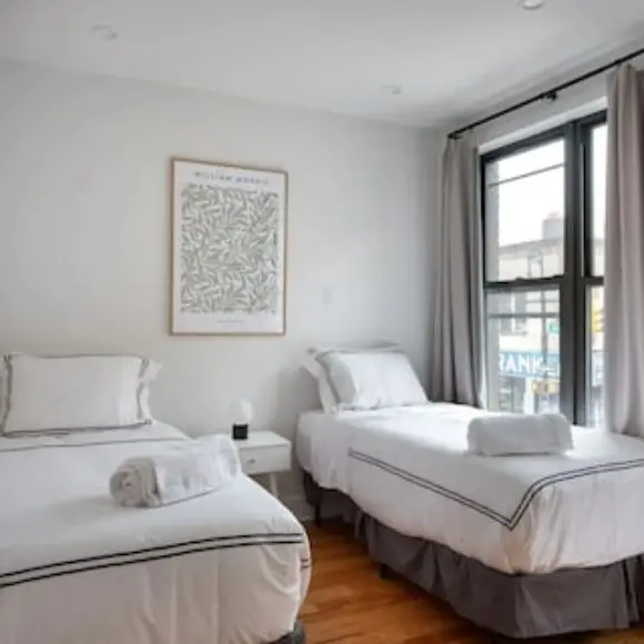 Renovated Luxury Three Bedroom Greenpoint Condo! | hotel New York City | Trivago