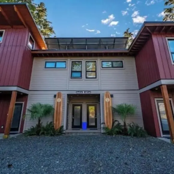 Coastal Rainforest Haven by Wild Pacific Trail | hotel Vancouver | Trivago