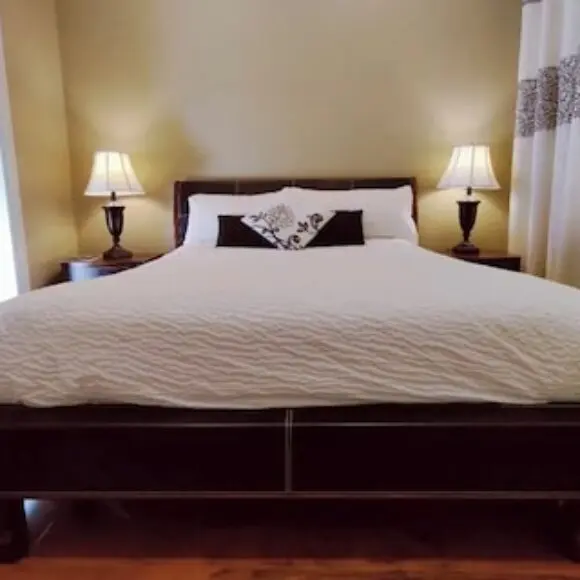 Stunning view in elegant 1 bedroom suite | hotel Vancouver | Trivago
