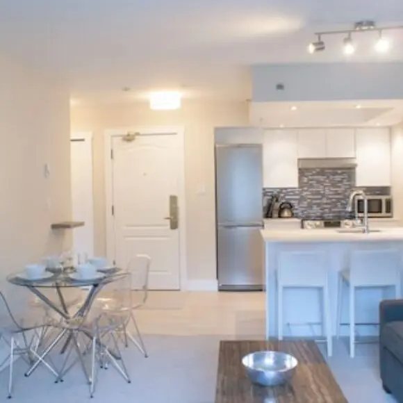 The Marquise 502 – Modern Newly Renovated Suite Great Location To The Lifts | hotel Vancouver | Trivago