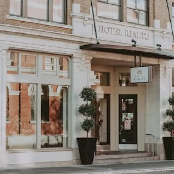 Hotel Rialto | hotel Vancouver | Trivago