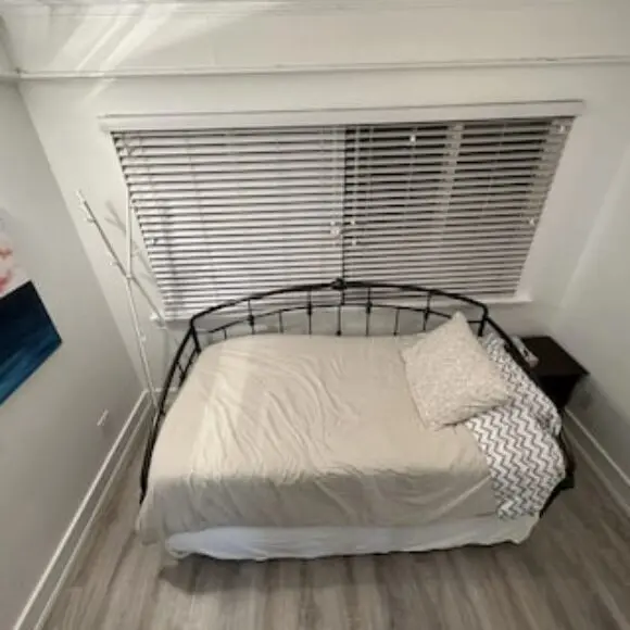 Commercial Drive – Middle | hotel Vancouver | Trivago