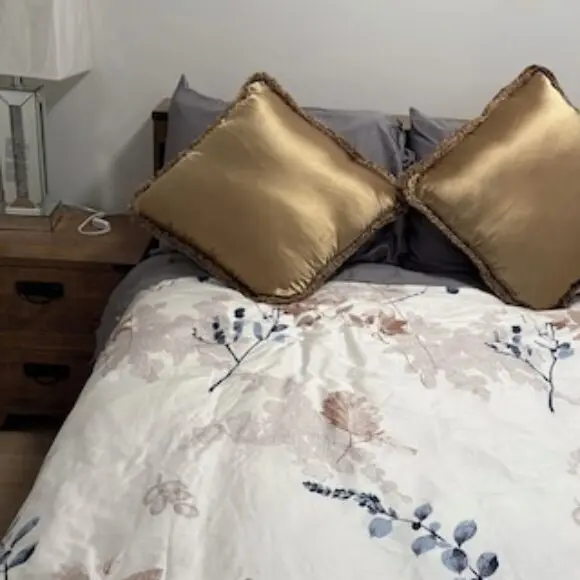 Cozy retreat in a classic home | hotel Vancouver | Trivago