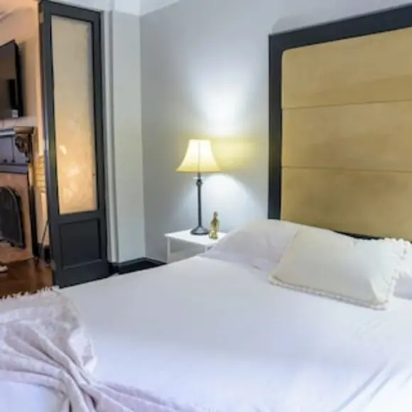 Delightful 2-bedroom Apartment With Ac Fitness Room In Vibrant New York | hotel New York City | Trivago