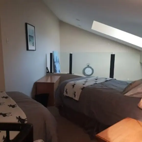 R&r Retreat – In The Heart Of The Village – 1 Bedroom + Loft | hotel Vancouver | Trivago