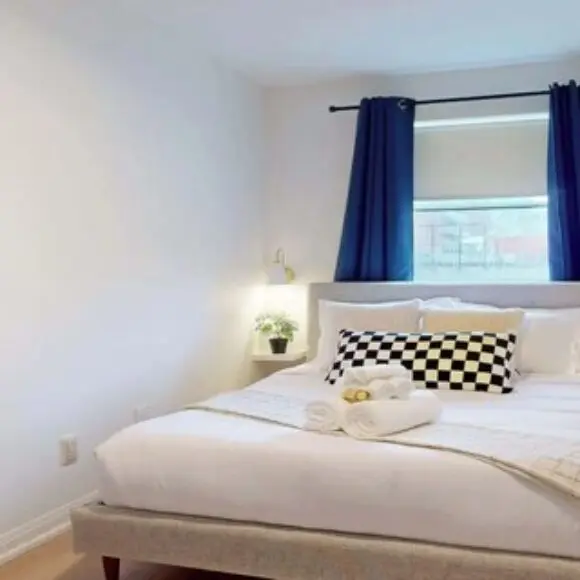 Casa Hotel Elegant 2BR Suite in Leslieville | hotel Toronto | Trivago