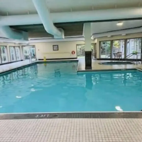 Oceanside Gardens – Studio – Pacific Shores Resort | hotel Vancouver | Trivago