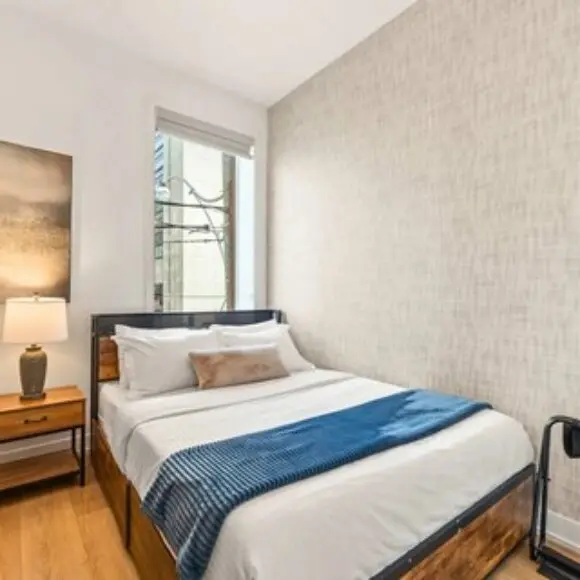 Casa Hotels McCaul – DT Suite Steps to AGO & OCAD | hotel Toronto | Trivago