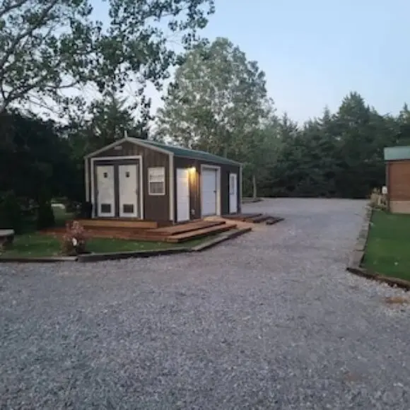 #3 – Amish Built Log Cabin Fishing Hunting Camping Cabin | hotel Toronto | Trivago