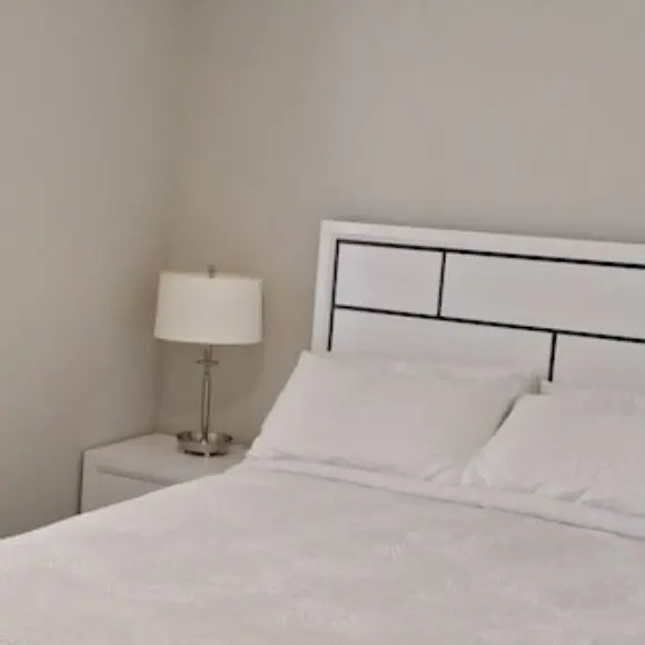 Happy Zone Suite – Sleeps 4 Free Treats ! | hotel Vancouver | Trivago
