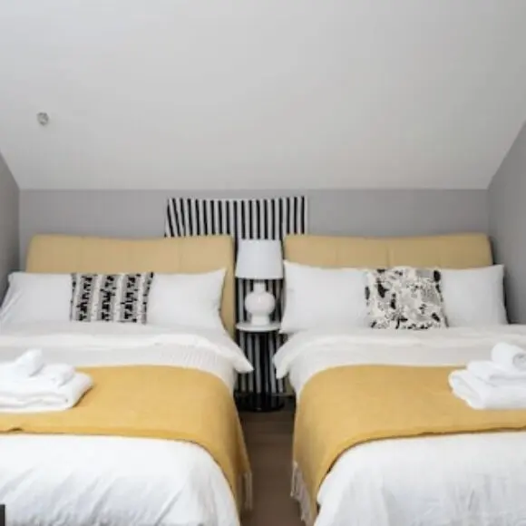 Brand New Stylish 2 bedrooms Suite in Shaughnessy | hotel Vancouver | Trivago