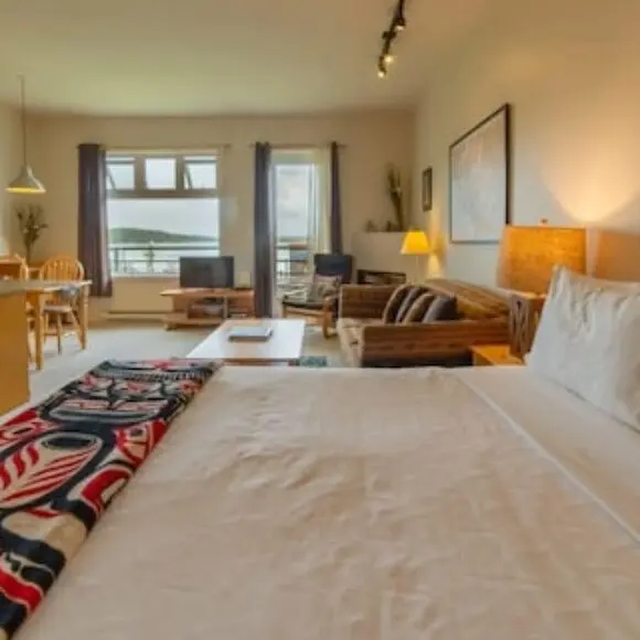 Fred Tibbs Ocean Front Condos | hotel Vancouver | Trivago