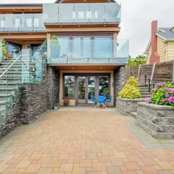Elegant West Vancouver Condo | hotel Vancouver | Trivago