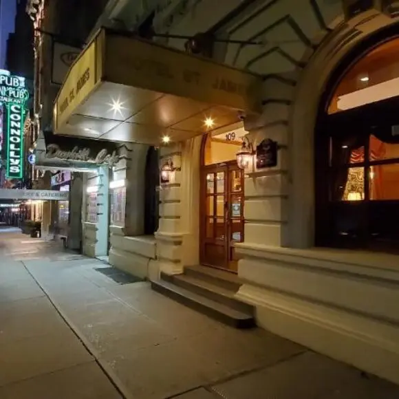 Hotel St. James | hotel New York City | Booking.com