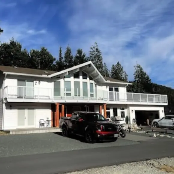 Quiet Corner On Burman | hotel Vancouver | Trivago