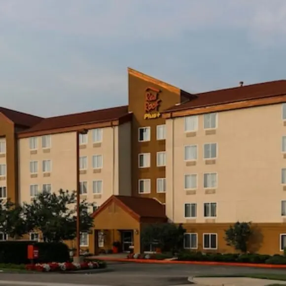 Red Roof PLUS+ Long Island – Garden City | hotel New York City | Trivago