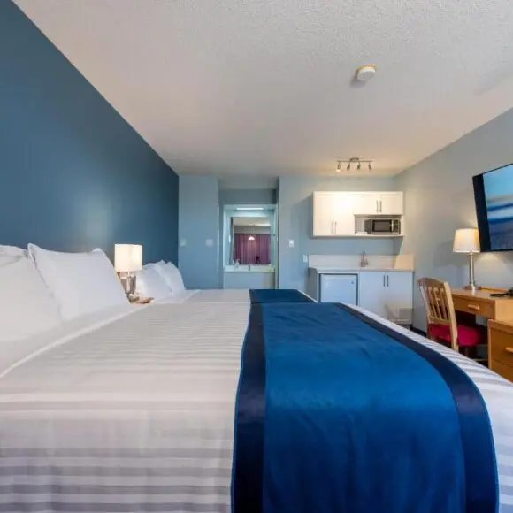Ocean Crest Motel | budget Vancouver | Booking.com