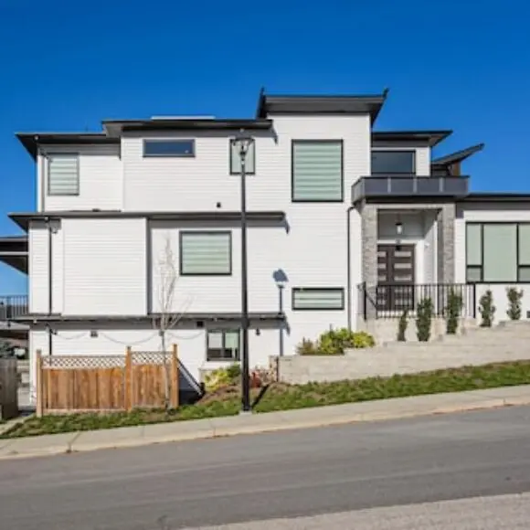 Modern Gateway Family-sized Suite In Maple Ridge – Bc | hotel Vancouver | Trivago