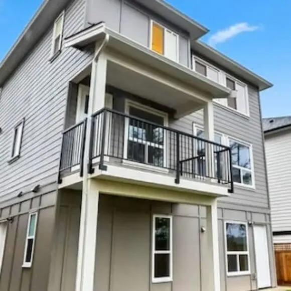 Luxury 4BR Home Bear Mountain | Victoria Sleeps 8+ | hotel Vancouver | Trivago