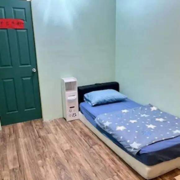 moon lotus abode(YueLianJu) | hotel New York City | Trivago