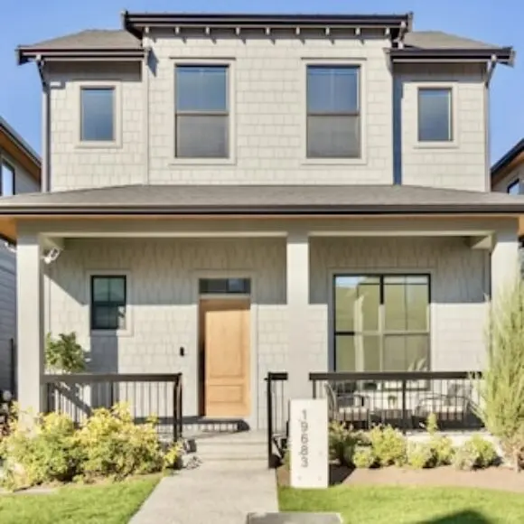 Glamorous Luxurious & Brand New 4 Bedroom House Near Vancouver | hotel Vancouver | Trivago
