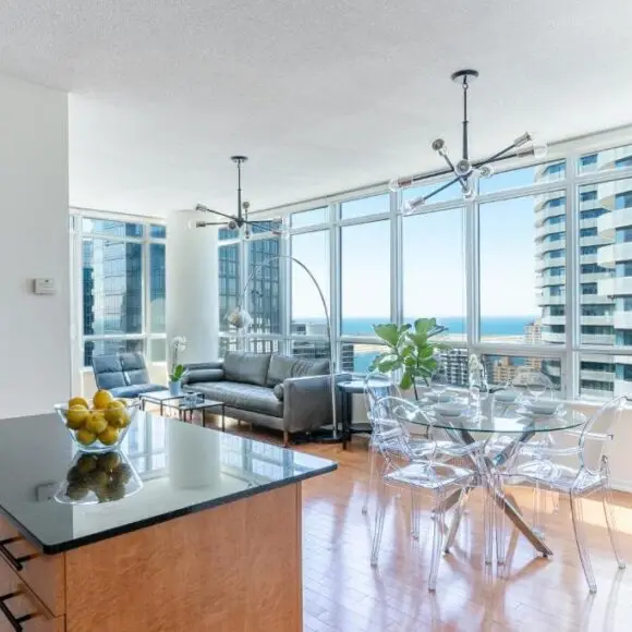 Beautiful Modern Toronto Luxurious Scotiabank Arena | vacation home Toronto | Booking.com