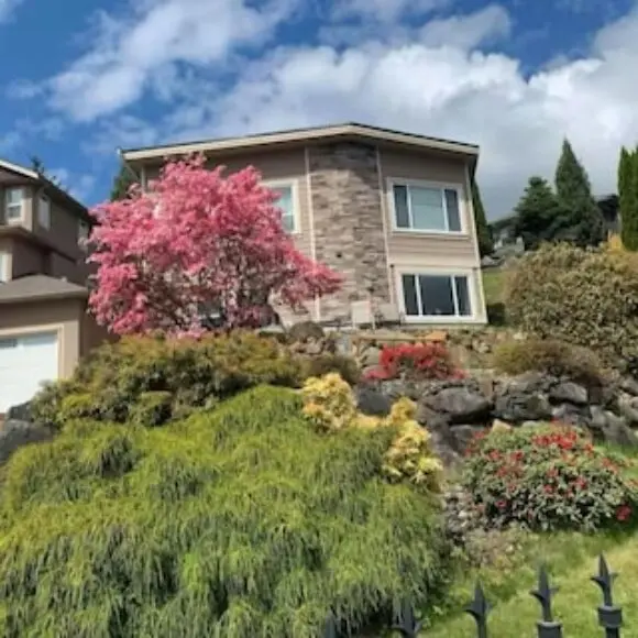 Mountain Retrea Entire Garden House Near Hwy/ Fishing/ Cultus Lake / Coliseum | hotel Vancouver | Trivago
