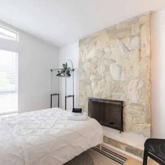 Beautiful Vancouver Special Home | hotel Vancouver | Trivago