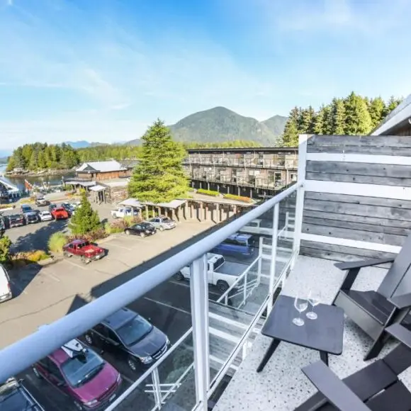 Tofino Resort + Marina | vacation home Vancouver | Booking.com