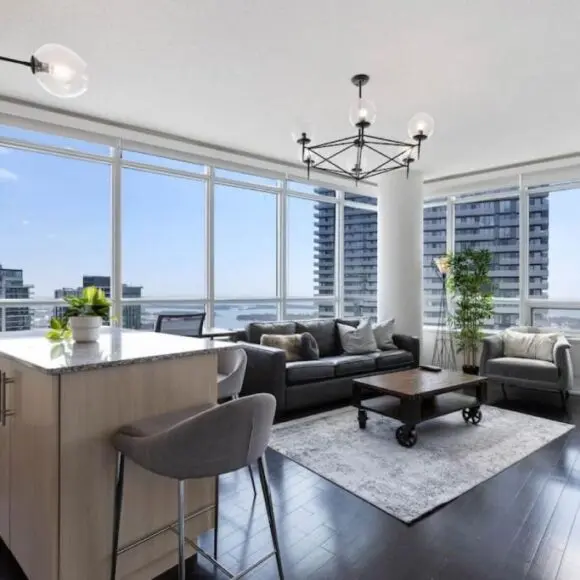 Skyline Waterfront 2BR plus 2BA wParking near MTCC | vacation home Toronto | Booking.com