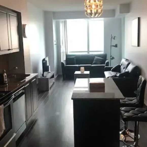 Executive 1 Bedroom Condo Sleeps 4 | hotel Toronto | Trivago