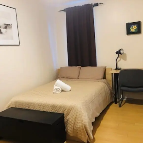 Kaisar Guest House | hotel Toronto | Trivago