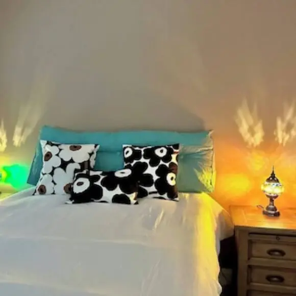 Serene 2br Suite At Lloyd Ave | hotel Vancouver | Trivago