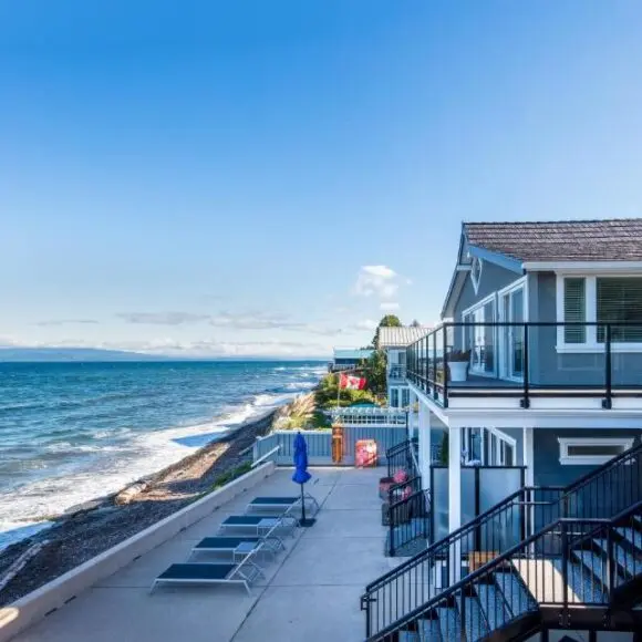 Qualicum Beach Ocean Suites | vacation home Vancouver | Booking.com