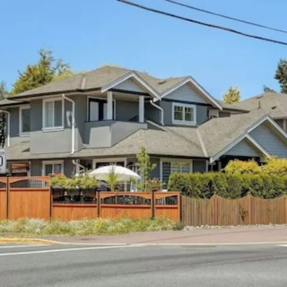 Beautiful Executive Home close to the Ocean | hotel Vancouver | Trivago