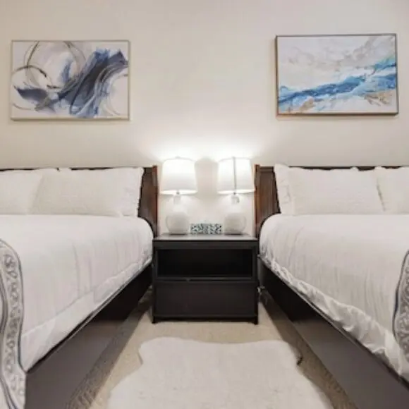 ❤️comfy Home In Heart Of Vancouver–easy Access To Everything❤️ | hotel Vancouver | Trivago