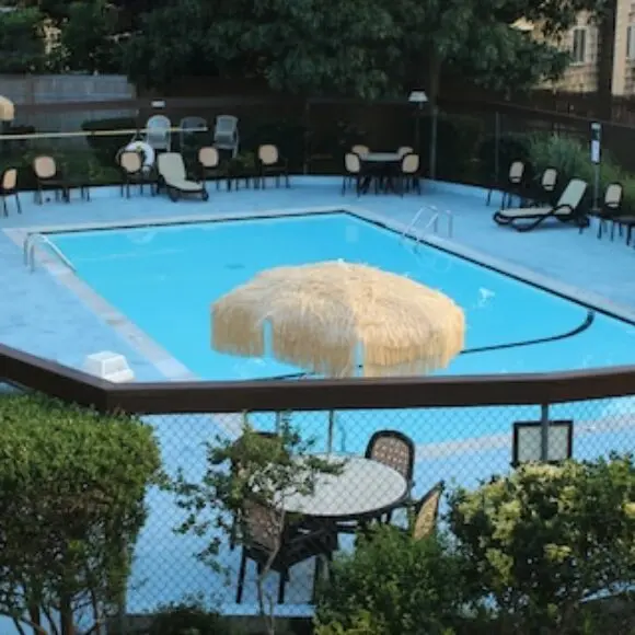 Kenny’s Tipperary Inn | hotel New York City | Trivago