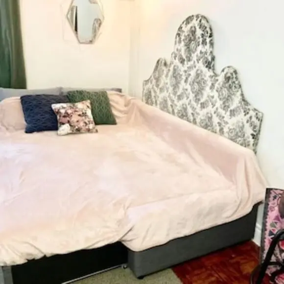 Cute & Cozy Mount Pleasant Gem Near Park! | hotel Vancouver | Trivago