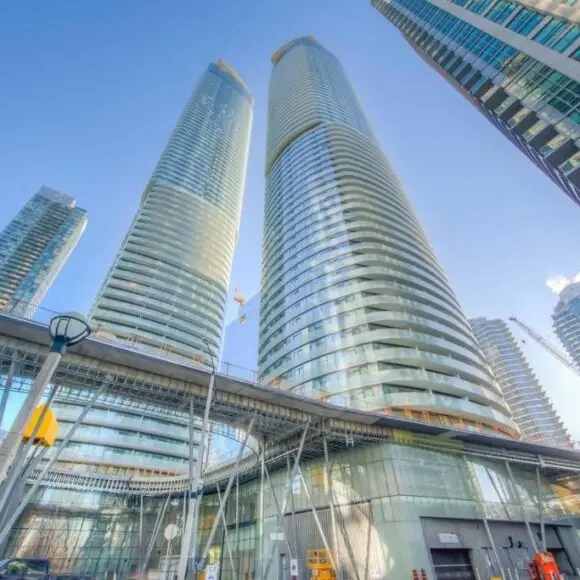 The Urban Escape | vacation home Toronto | Booking.com
