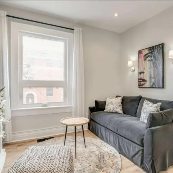 Casa Queen – Unique 2BR Suite in Leslieville | hotel Toronto | Booking.com