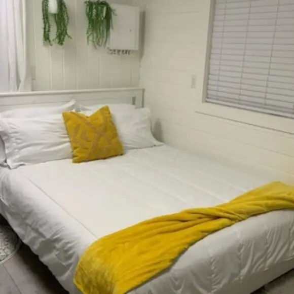 Welcome To The Ocean Front Cowibbean Cottage | hotel Vancouver | Trivago