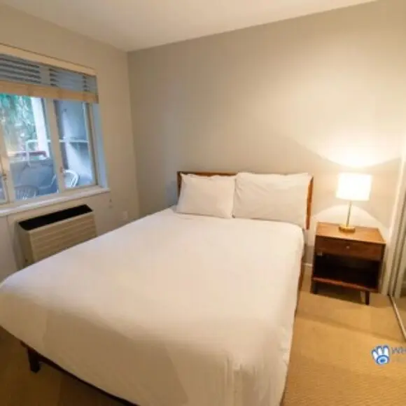 Town Plaza Whistler Village Condominium Overlooking The Stroll. | hotel Vancouver | Trivago