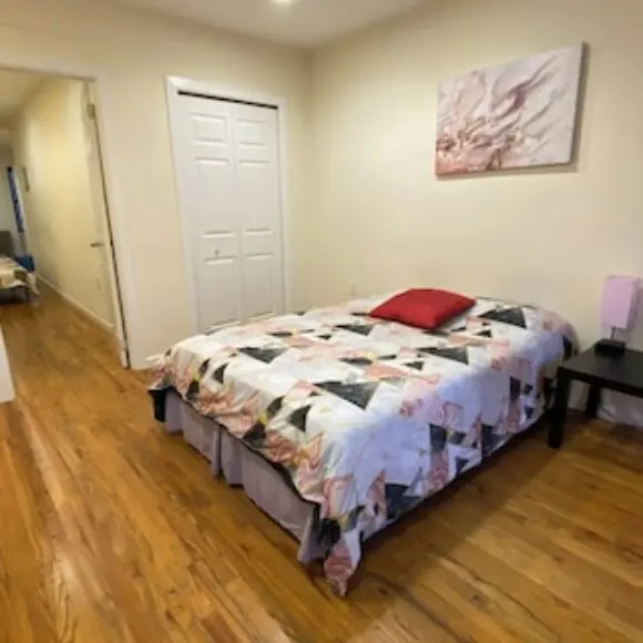 New Listing Cozy 1-bedroom Apartment In Welcoming New York With Wifi Ac heating | hotel New York City | Trivago