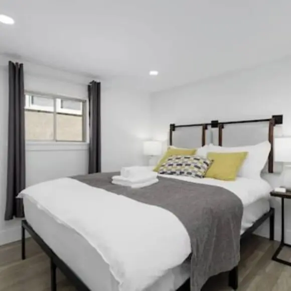 The Spacious Haven At West 27th | hotel Vancouver | Trivago
