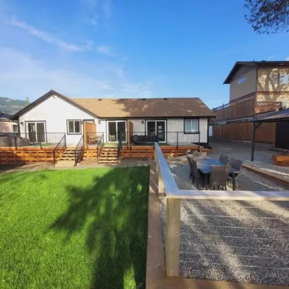 Riverside by Cowichan Lake Cottages | hotel Vancouver | Booking.com