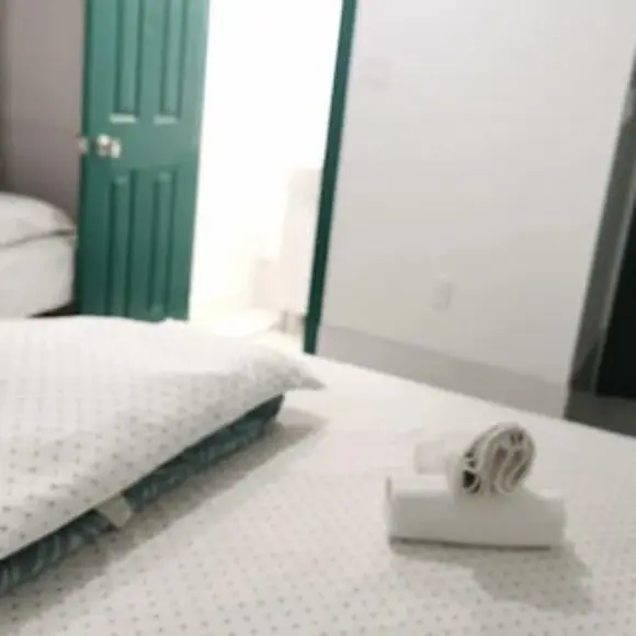 586 Hotel | hotel Toronto | Trivago