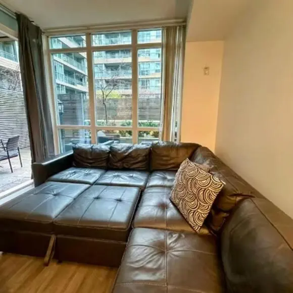 KingBed & Bunkbed & Terrace | vacation home Toronto | Booking.com