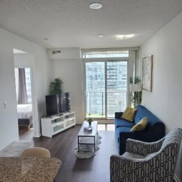 Toronto CN Tower Maple Leaf Square Luxurious 2 Bedroom Condo | vacation home Toronto | Booking.com
