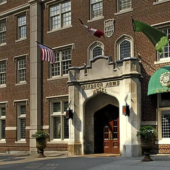 Windsor Arms Hotel | hotel Toronto | Booking.com