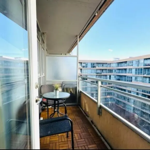 Perfect Location – Comfy Suite | vacation home Toronto | Booking.com